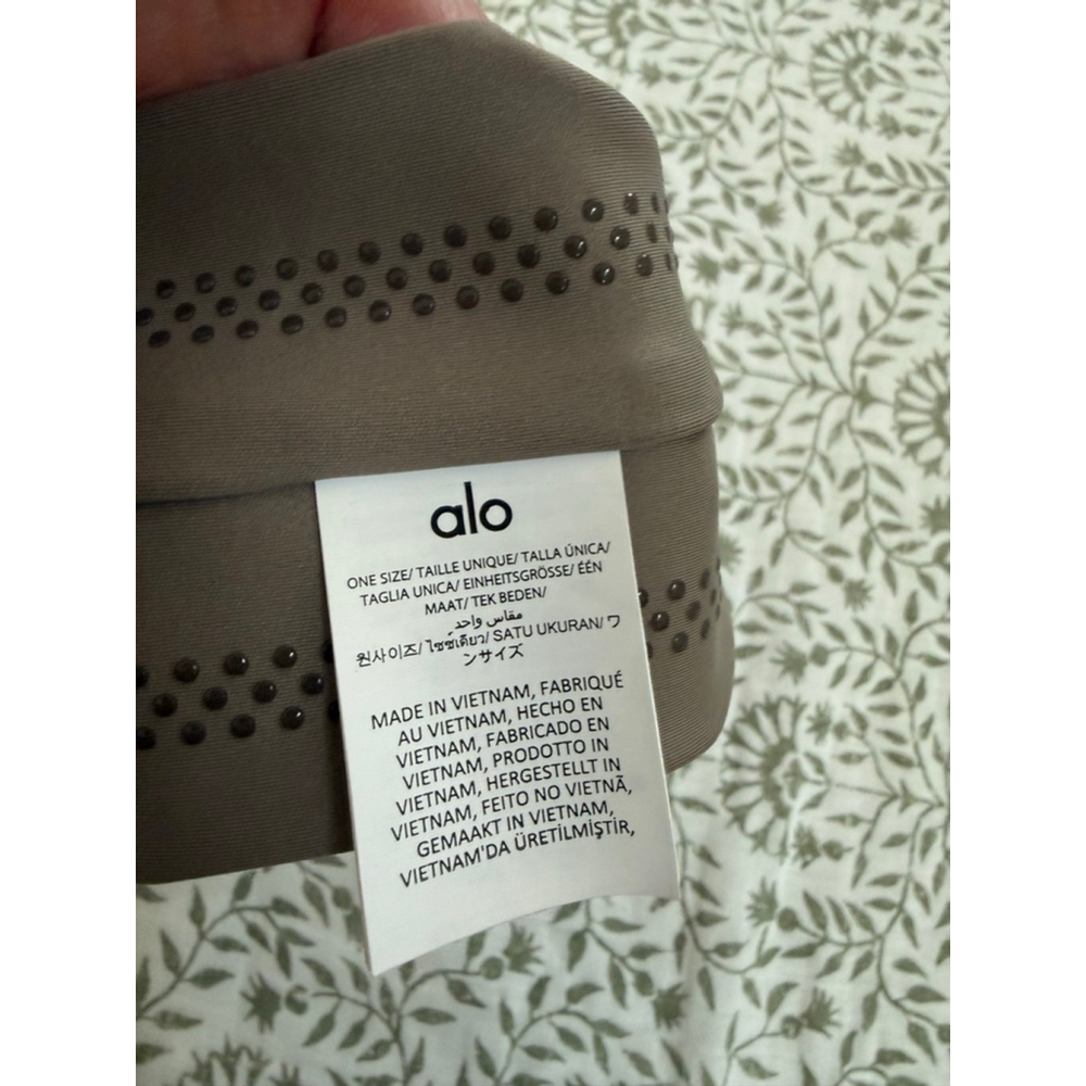 Women's Alo Yoga Light Cocoa Headband One Size - Picture 4 of 5